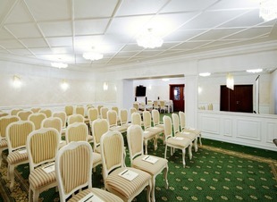 Конференц зал. Отель Адиюх-Пэлас. Хабез, Карачаево-Черкесия.