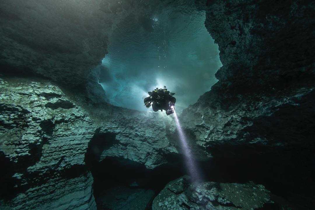 Ординская пермский край. Ординская пещера Пермский край. Ординская пещера, Западный Урал. Грот Кристальный в Ординской пещере. Пещера Орда Урал.