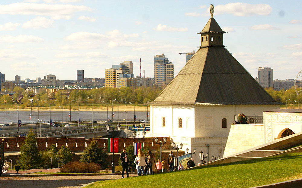 тайницкая башня кремля в Казани