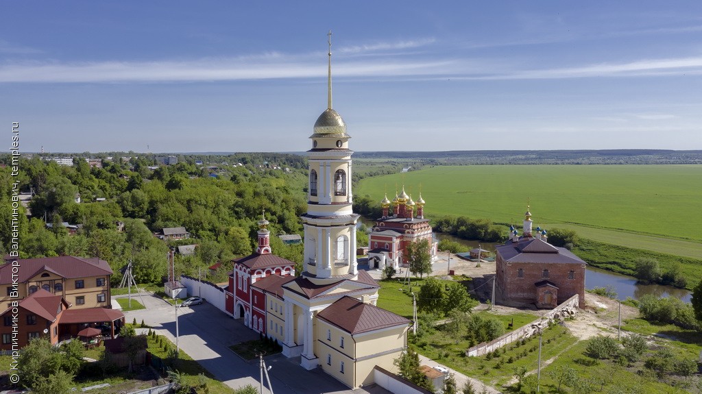 Белев. Белёвский Спасо-Преображенский монастырь белёв. Спасо Преображенский монастырь Тульская область. Монастырь в Белеве Тульской области. Тульская Губерния Белев.