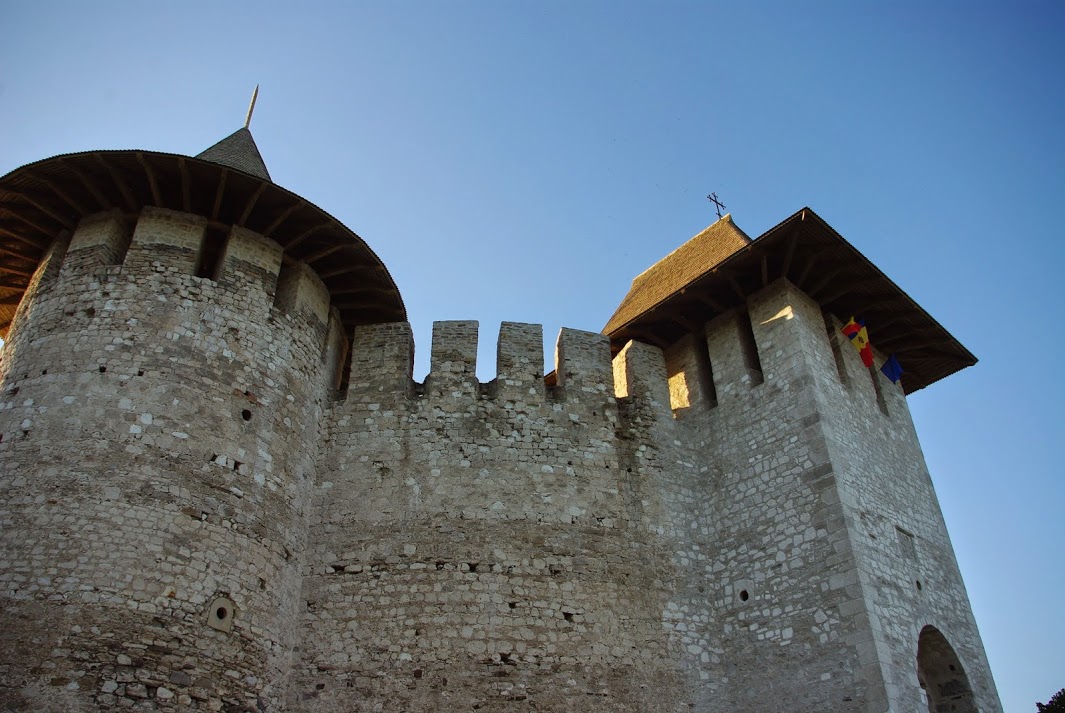 крепость Сорока в Молдавии вид снизу фото