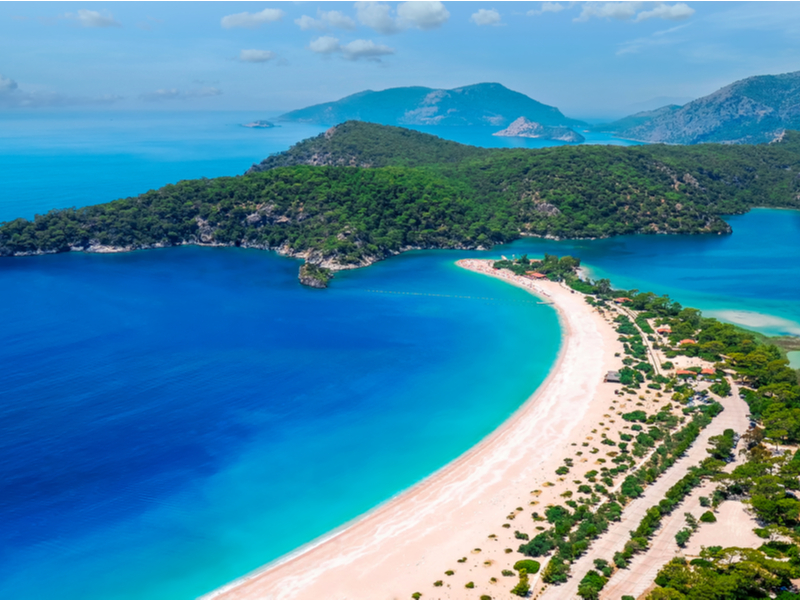 Турция встретит вас солнечными пляжами