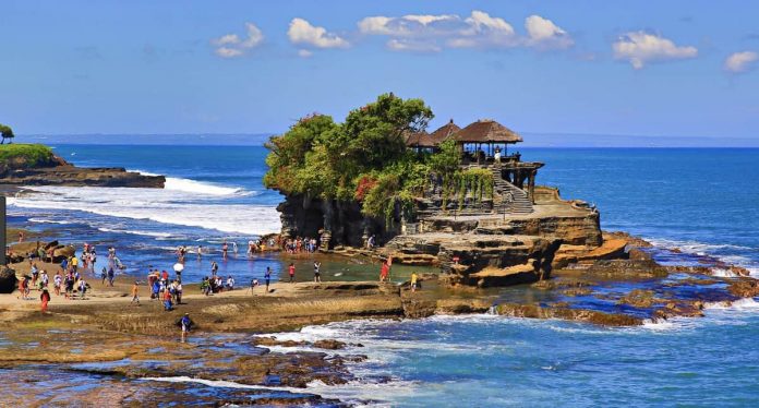 Pura Tanah Lot - Храм Земли на Бали