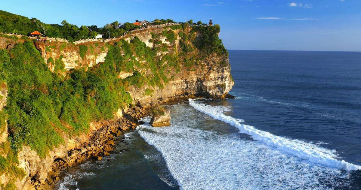 Uluwatu Temple - достопримечательности Бали