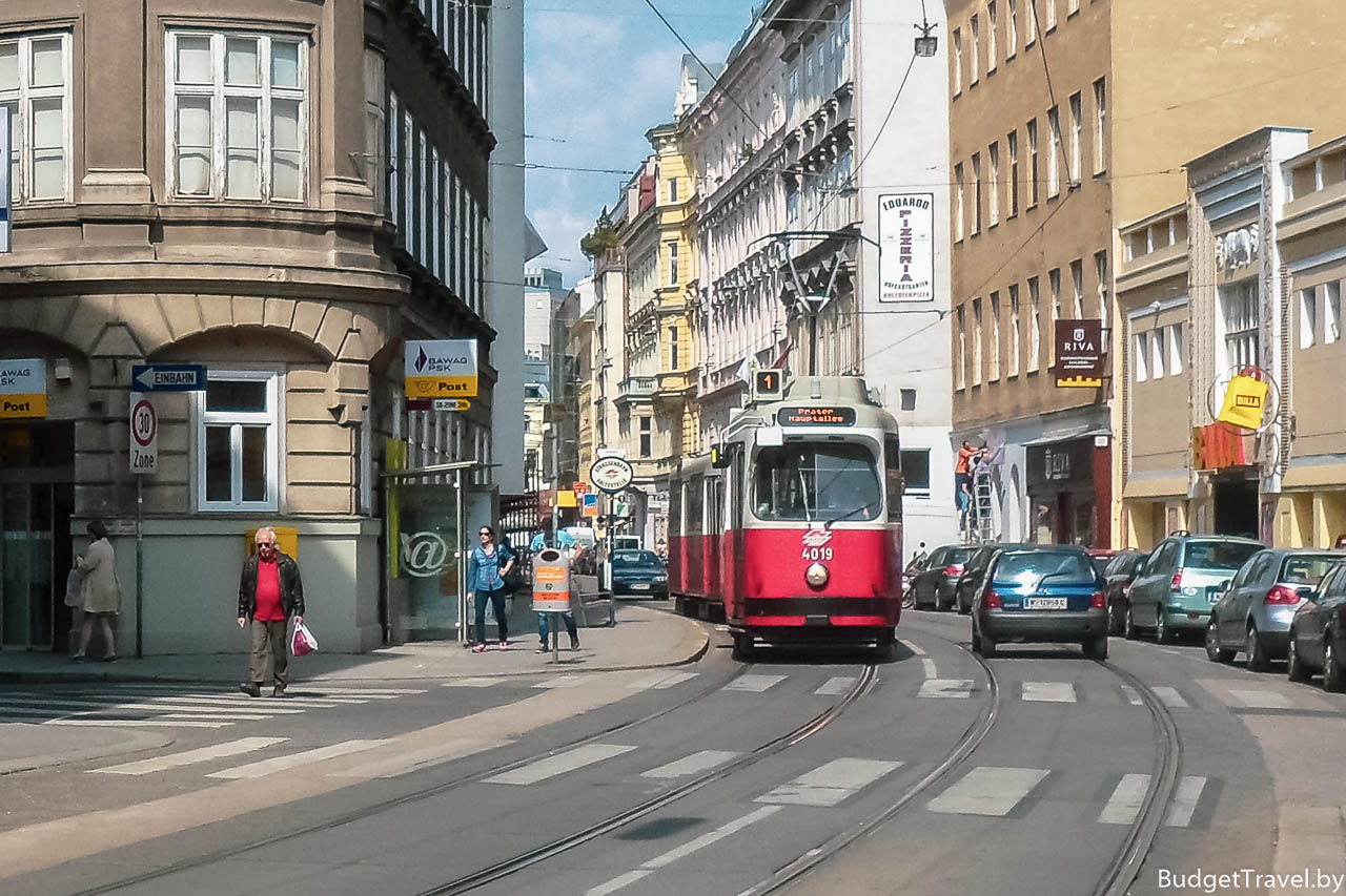 Улица Lowengasse в Вене