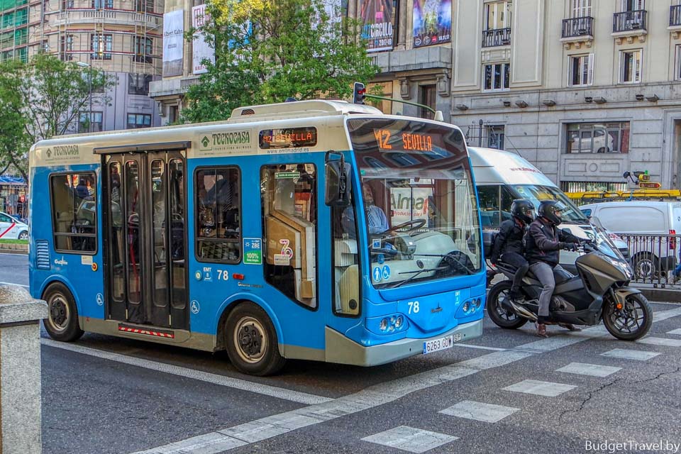 Мини-автобус в Мадриде