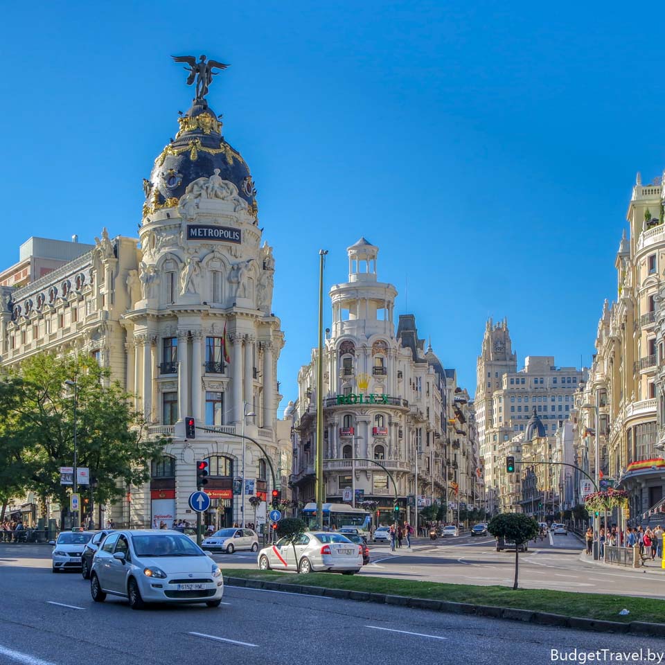 Здание Metropolis в Мадриде