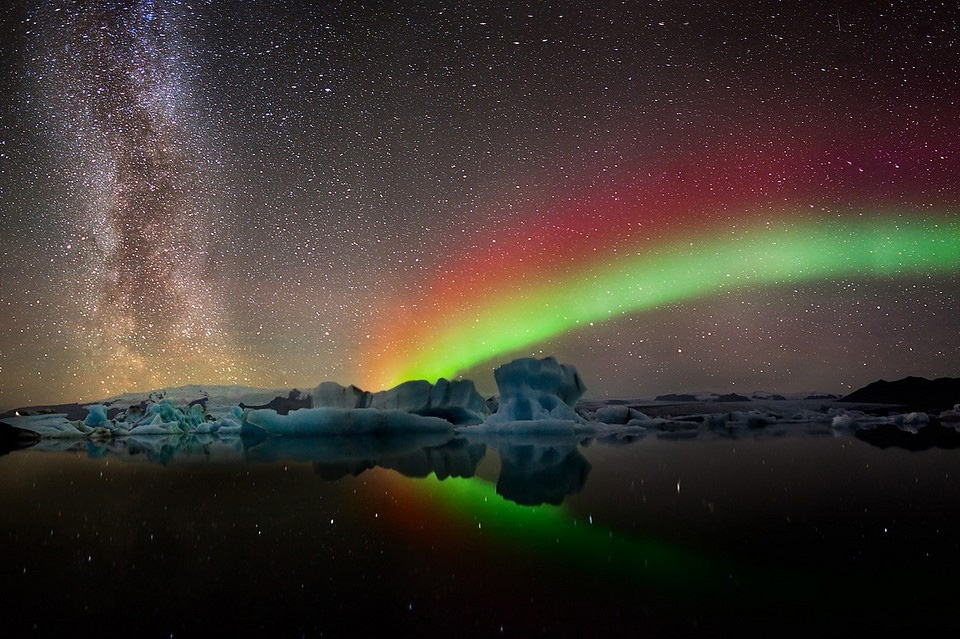 33colors-of-aurora-borealis