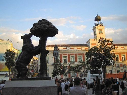 Пуэрто дель Соль Испания символ Мадрида