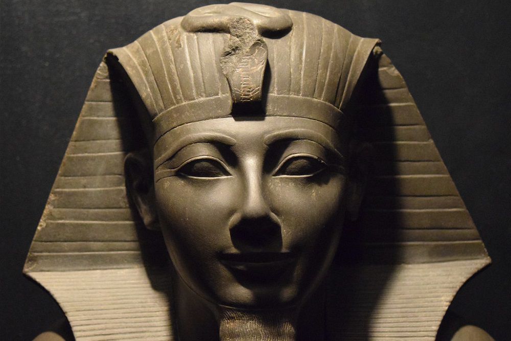 Тутмос III - статуя