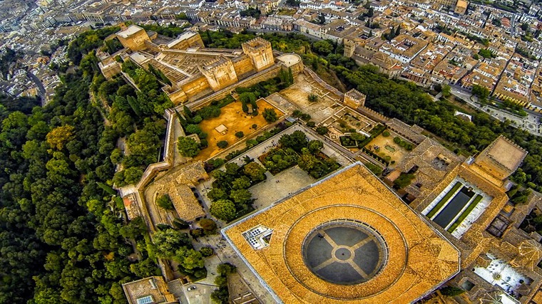Удивительная Альгамбра — жемчужина испанского зодчества, фото № 2