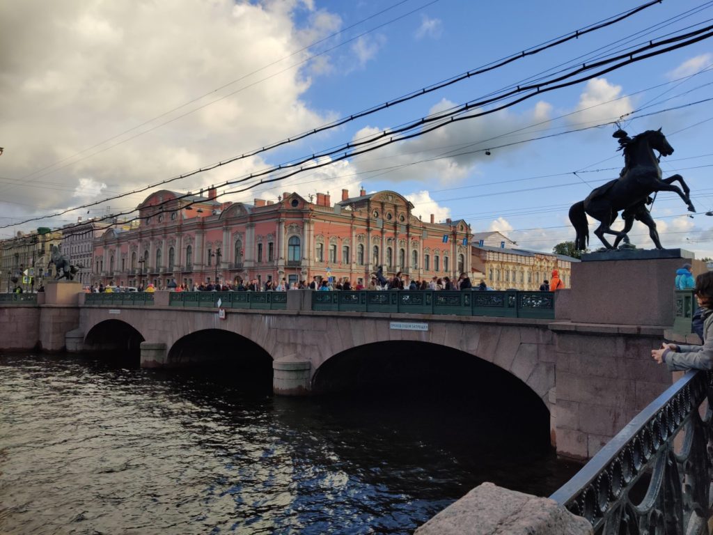 Аничков мост