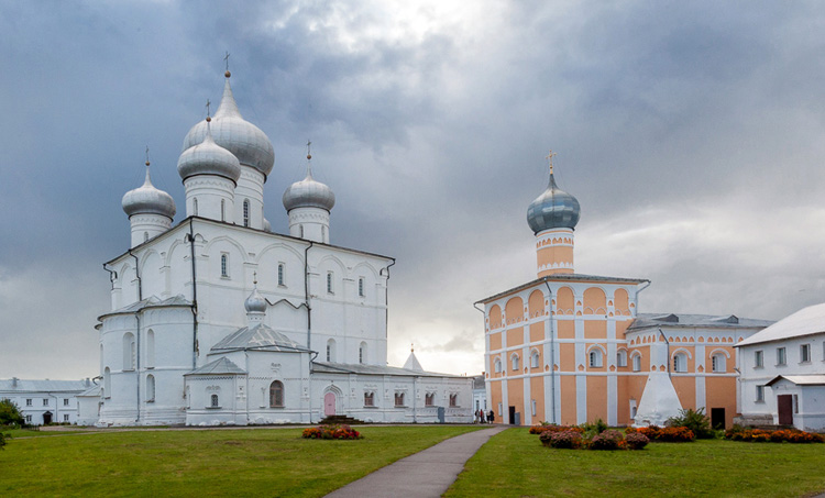 Варлаамо-Хутынский монастырь