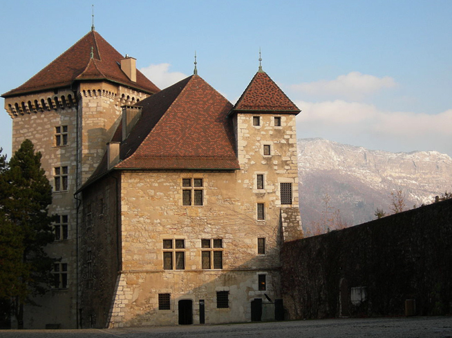 Замок Женевских графов