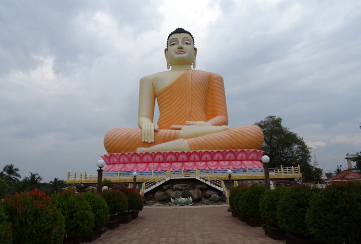 Буддийский храм Kande Viharaya