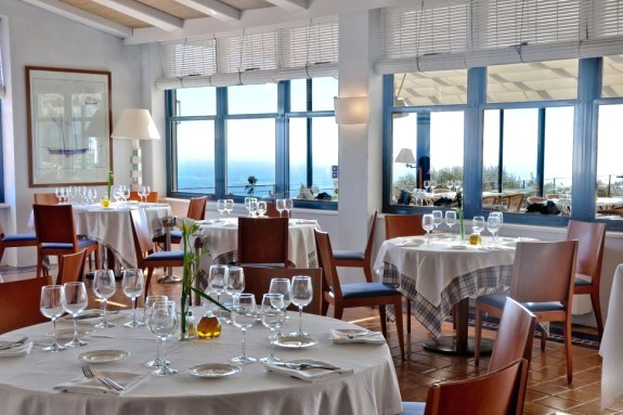 Отели Испании на берегу моря: El Far Hotel Restaurant (Жирона)