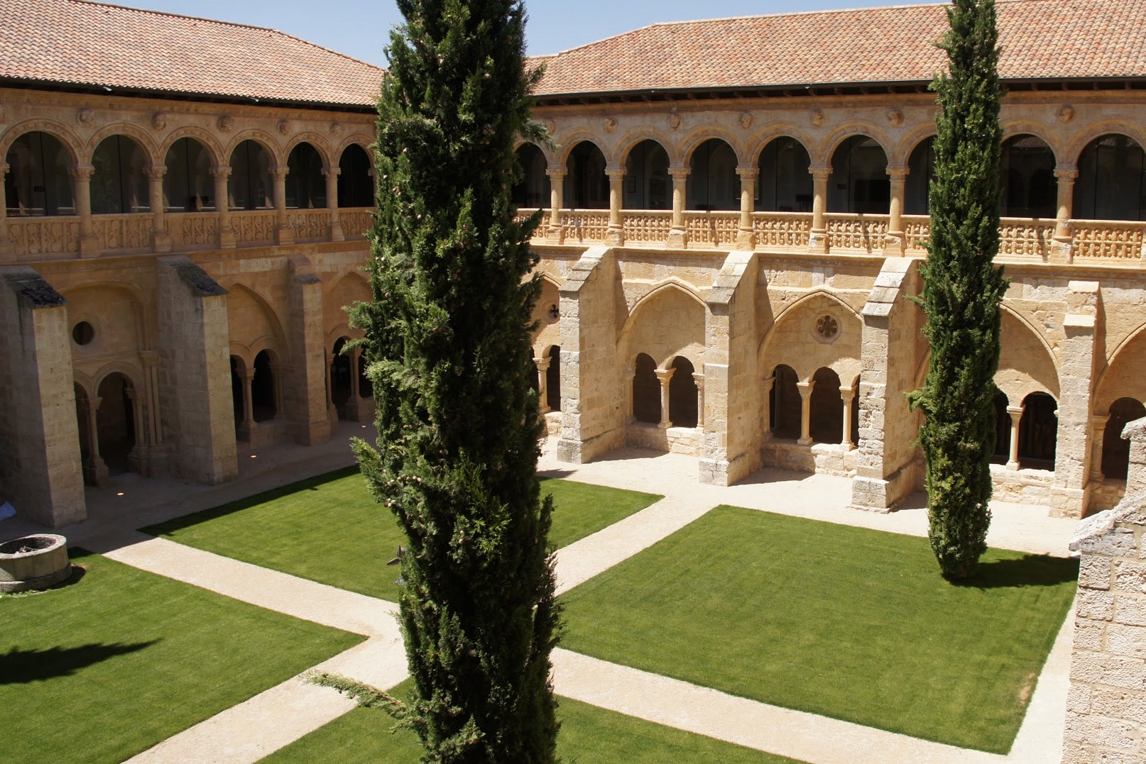 Термы в Испании: Castilla Termal Monasterio de Valbuena