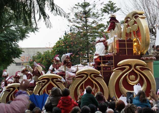 Где посмотреть шествие Трех Королей в Испании?