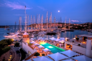 На Сардинии стоит взглянуть на яхты в Порто Черво