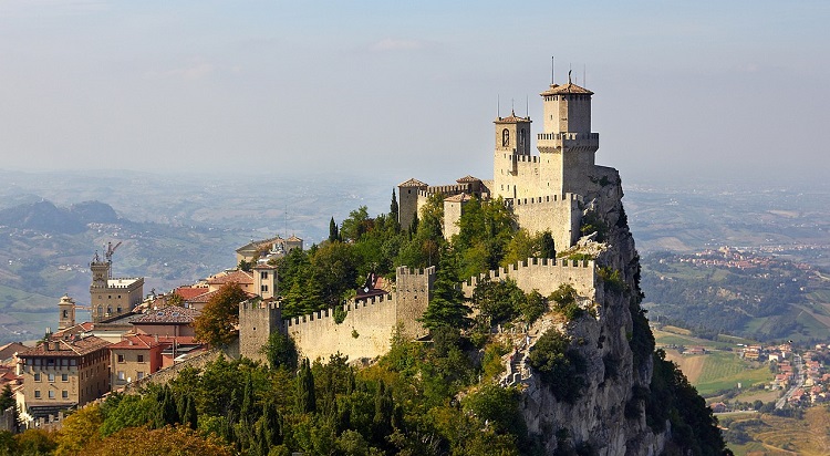 Монте-Титано - чем знаменита главная достопримечательность Италии