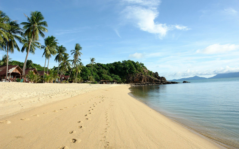 МАЕНАМ (MAENAM BEACH)