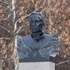памятник Мусе Гарееву