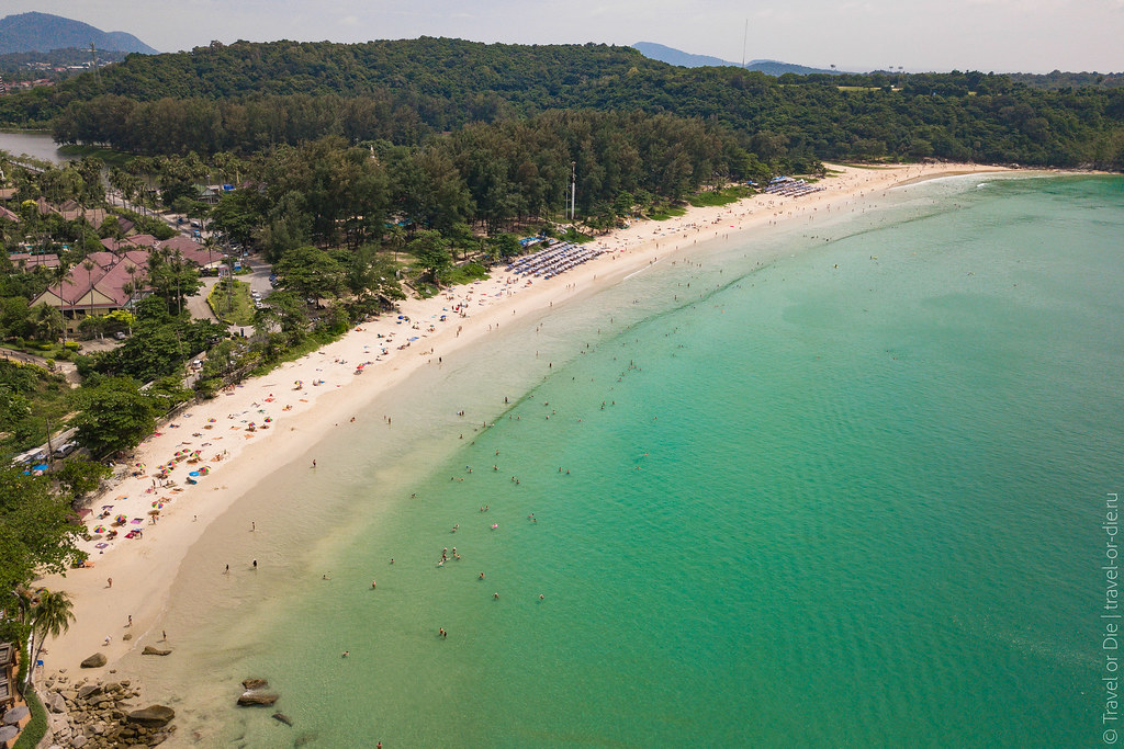 Nai harn beach