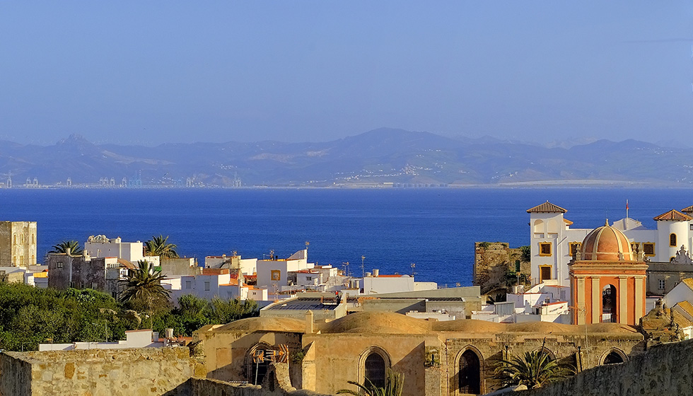 Вид на Африку и Гибралтар