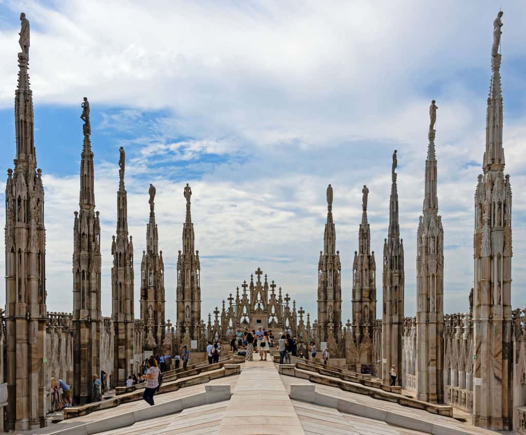 Крыша знаменитого Миланского собора, Италия