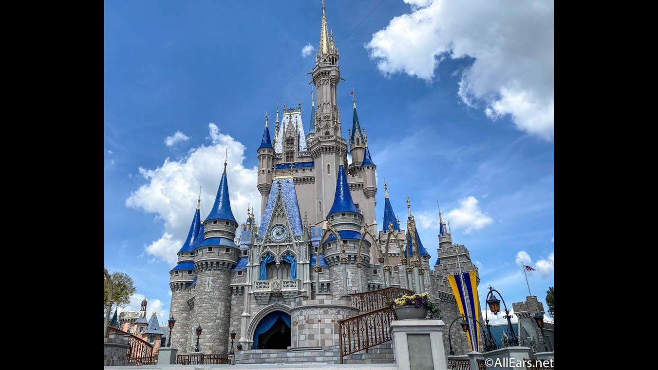 Главный замок. Walt Disney дворец. Disney Cinderella Castle. Дворец Дисней Walt Disney в качестве. Дворец Уолт Диснея сверху.