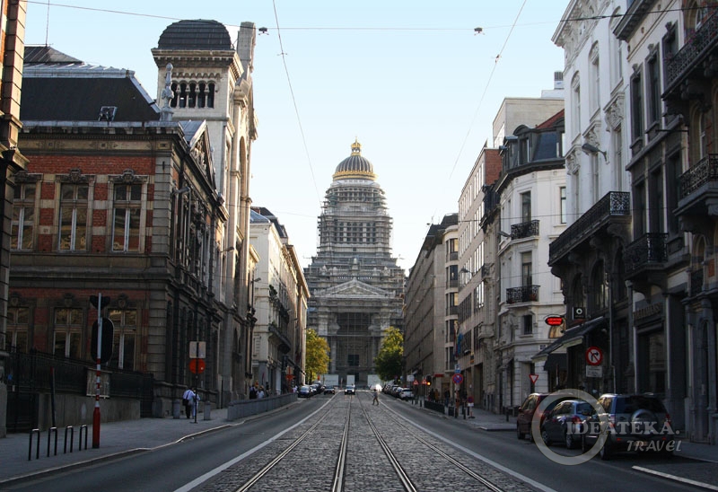 Вид на Дворец Правосудия в Брюсселе