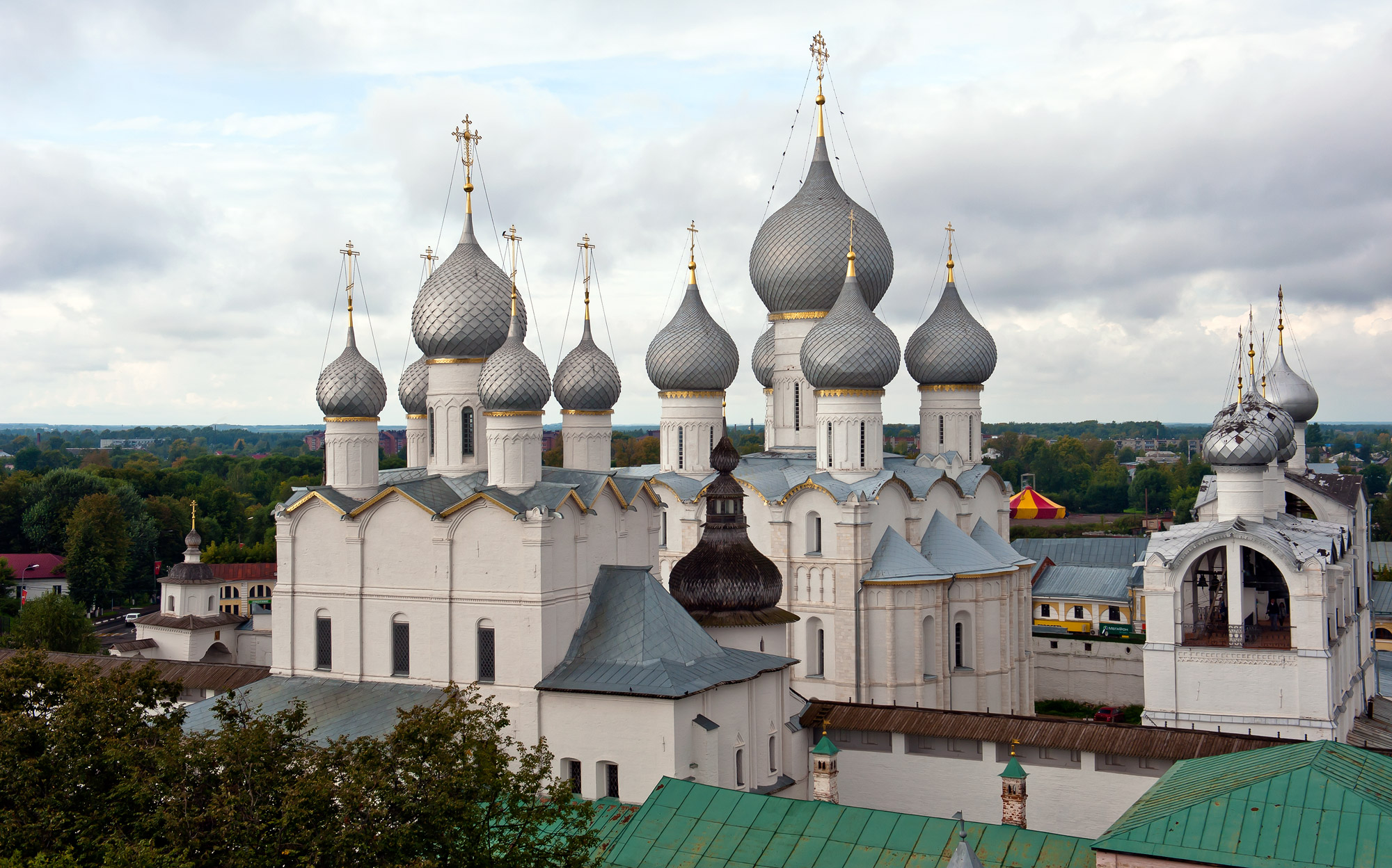 Ростов на золотом кольце. Ростов Великий. Ростов Великий достопримечательности. Ростов Великий Кремль.