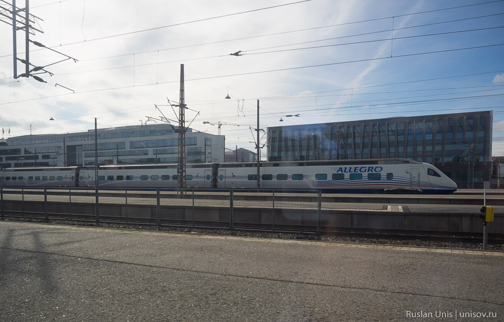 Поезд из Хельсинки в аэропорт