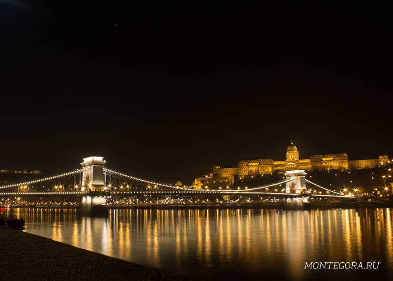 Будапешт - один из самых красивых городов, который попадётся вам по пути в Черногорию