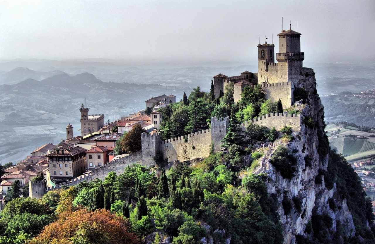 Canons, Guaita Tower, San Marino