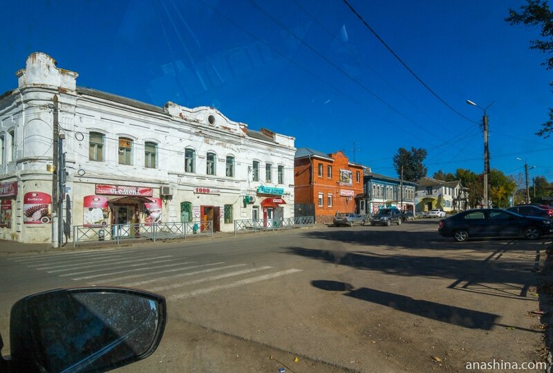 Старинные дома в поселке Полотняный завод