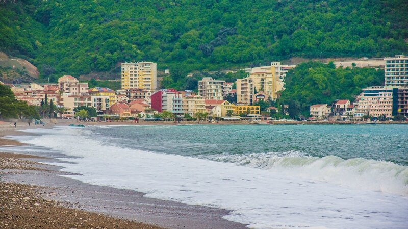 пляжи Черногории