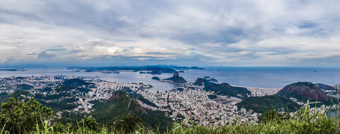 Панорама Рио от статуи Христа