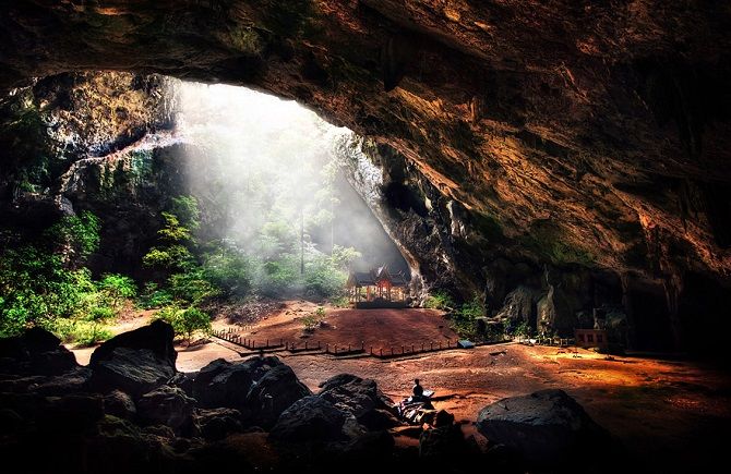 пещера Phraya Nakhon, Таиланд