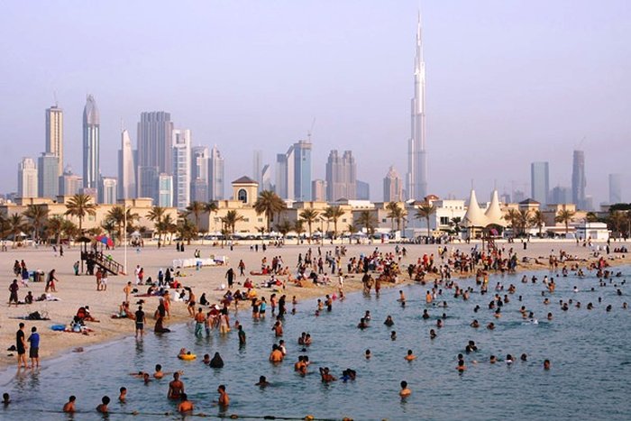 thumb__uploads_countries_OAE_Plyaji-Dubai_sz_sz_JumeirahOpenBeach5