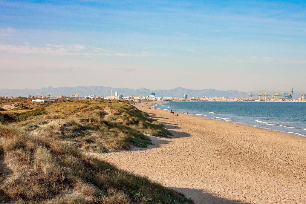 Нудистские пляжи Испании