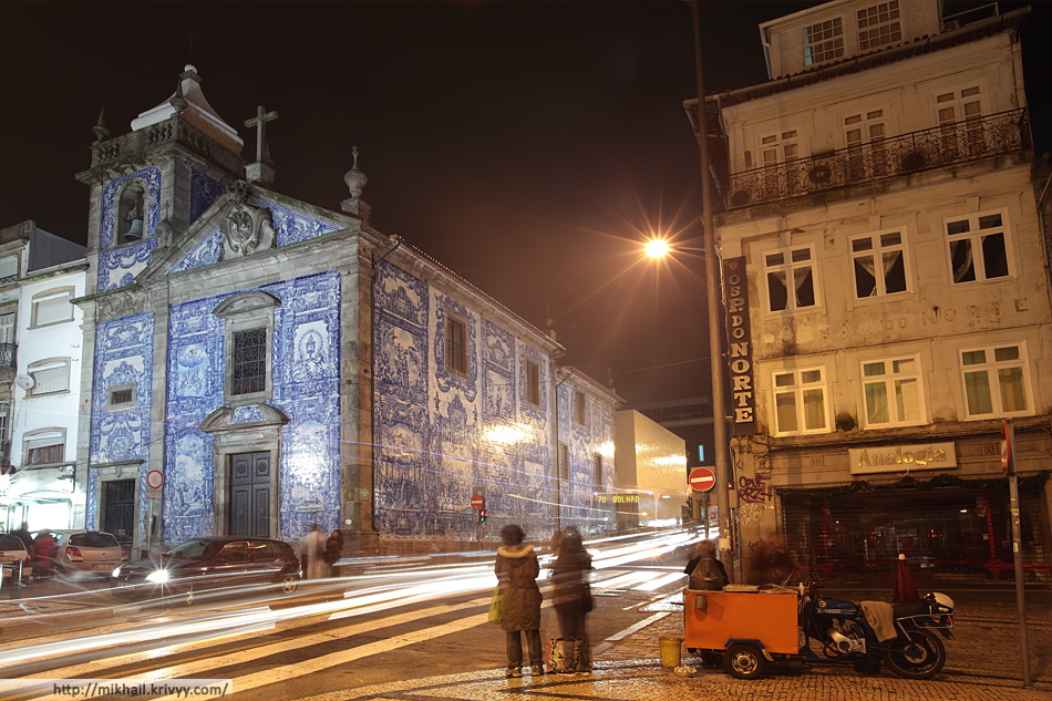 Церковь Санта-Катарина (Capela de Santa Catarina). 18 век. Традиционная средиземноморская отделка керамической плиткой. Такую отделку можно использовать только при отсутствии отрицательных температур.