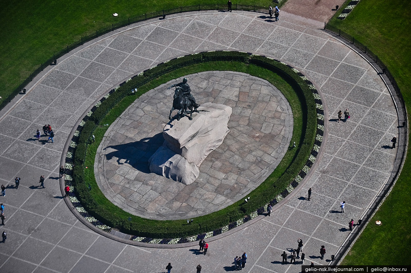 Памятник Петру Первому "Медный всадник"