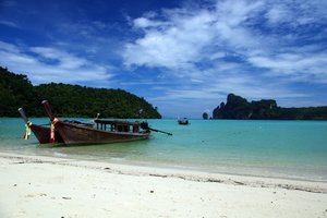 Пляж Ло Далам (Loh Dalum Beach)