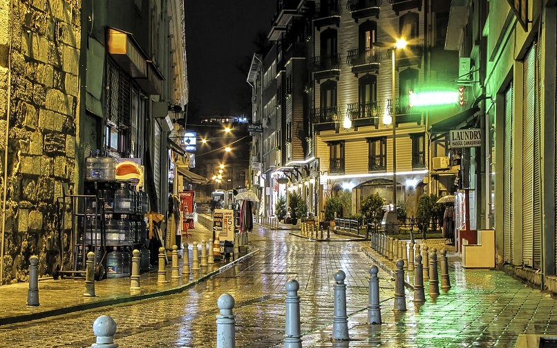 Смотреть Стамбул - прогулка по ночному Стамбулу