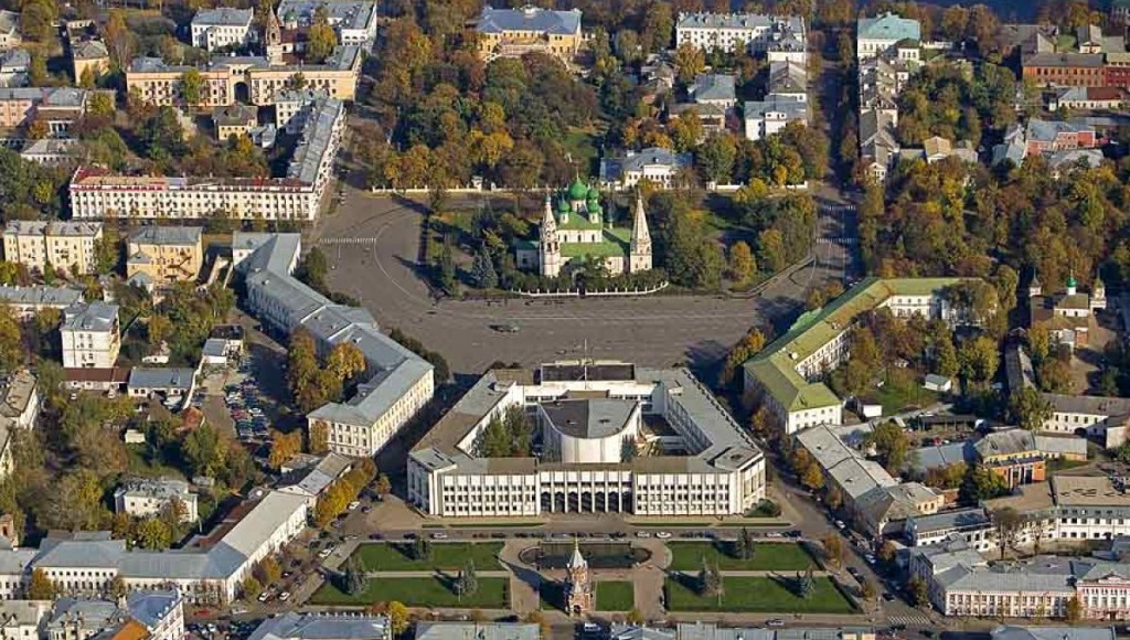 Улицы, идущие от Советской площади, в историческом центре города