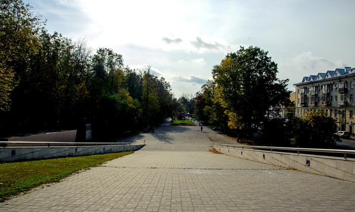 Первомайский бульвар - бывшая граница Земляного города