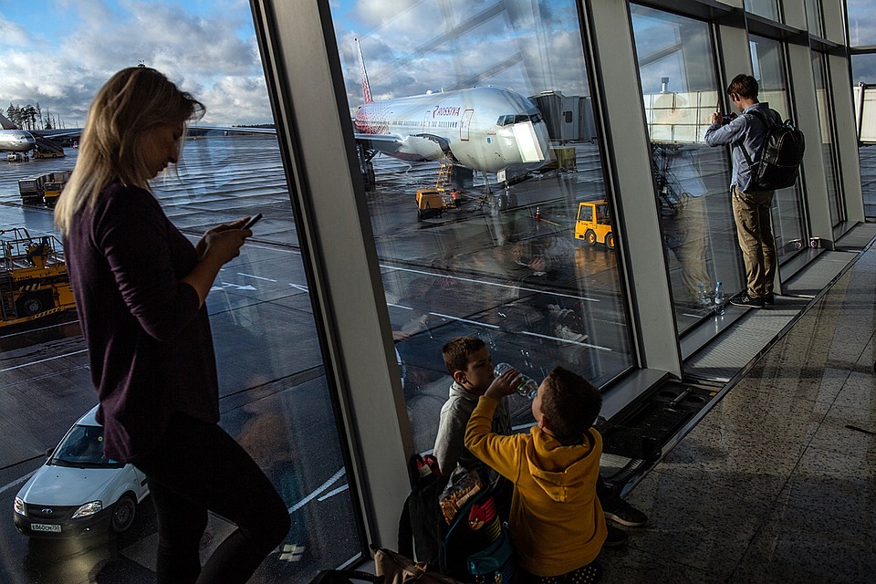 На реальную стоимость отдыха в Турции для наших отпускников больше повлияет курс рубля и стоимость авиабилетов Фото: Виктор ГУСЕЙНОВ