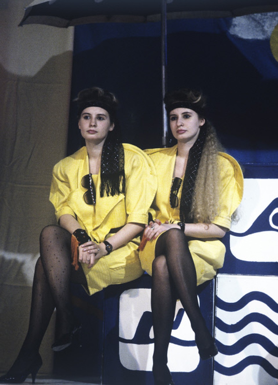 Победительницы конкурса Мы - близнецы- Юлия и Светлана Левреневы, 1990 год. Фото: РИА Новости