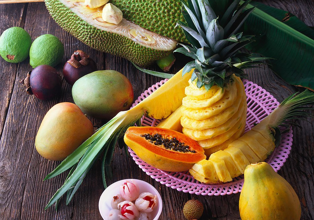 Экзо фрукты. Маракуйя Бали. Тропические фрукты Тайланда. Ананасы на Бали. Папайя на Бали.